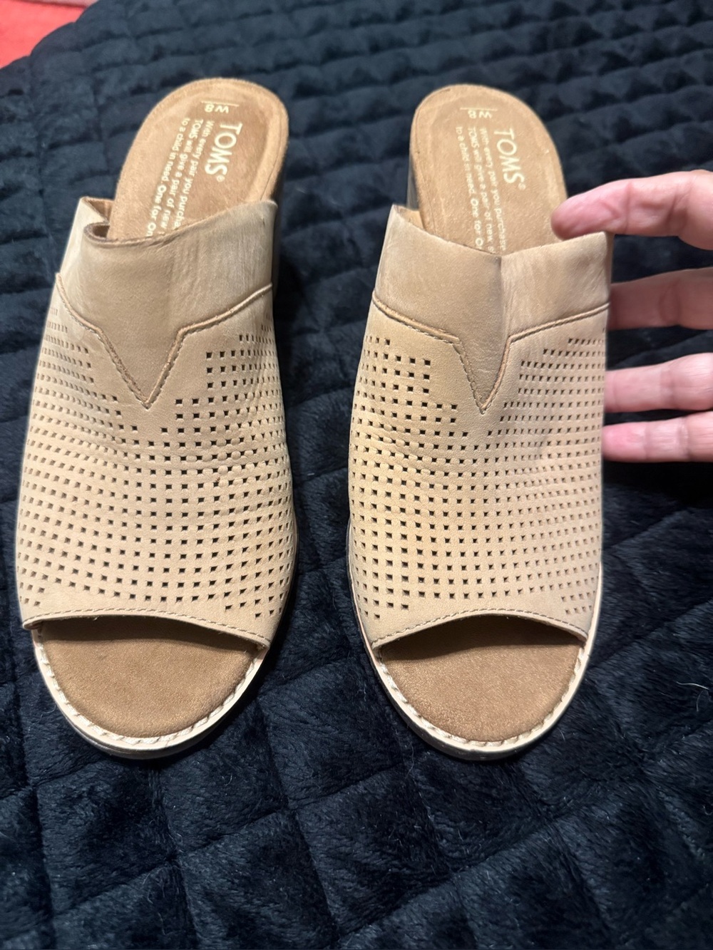 TOMS Women's Tan Perforated Mule Slides